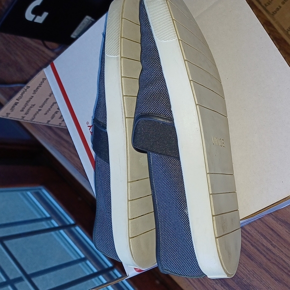 Vince Black Canvas Slip On Casual Sneakers - Picture 7 of 7